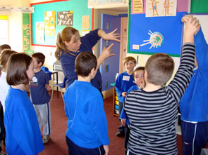 A classroom session in which students investigate marine food chains